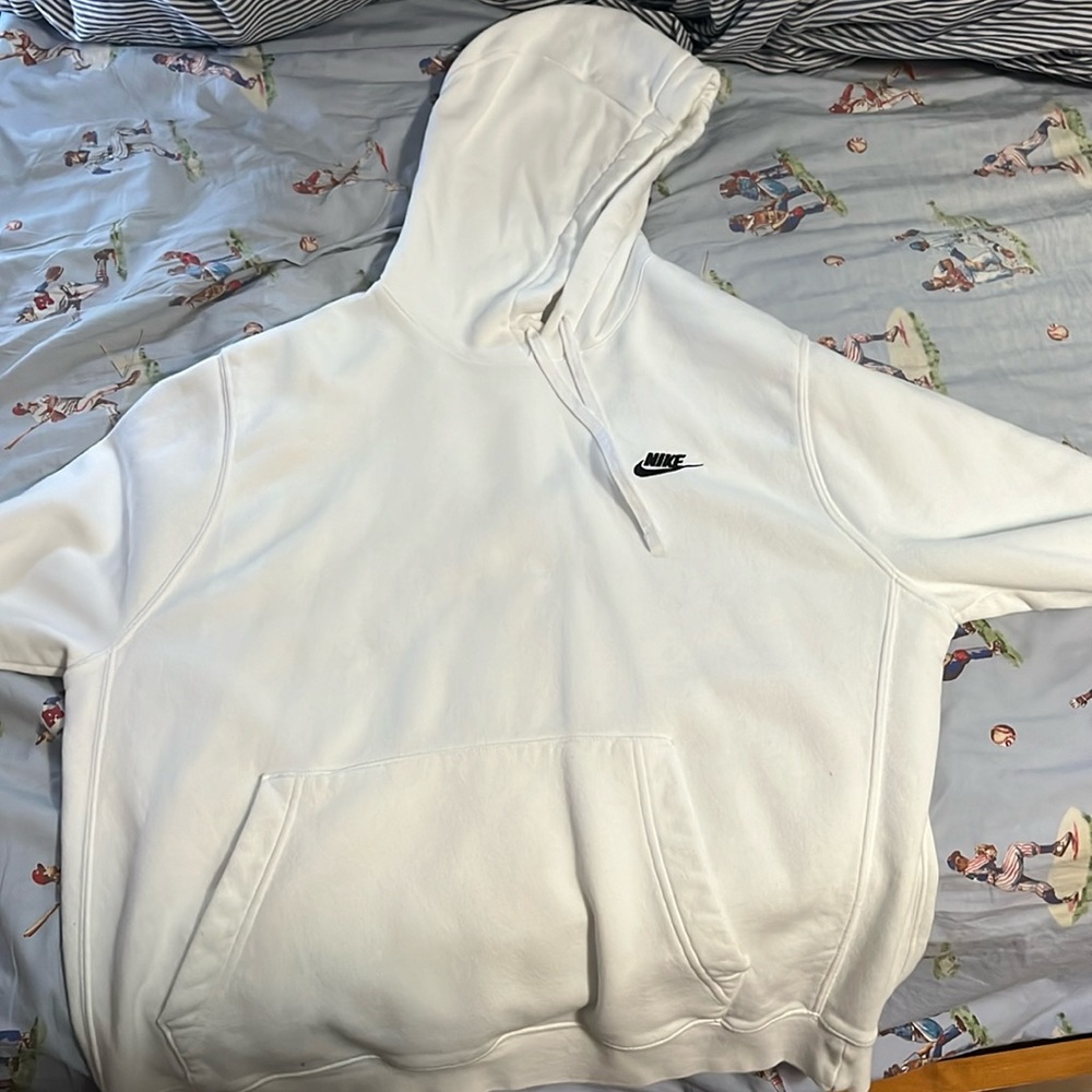 White Nike sweatshirt (soft interior)